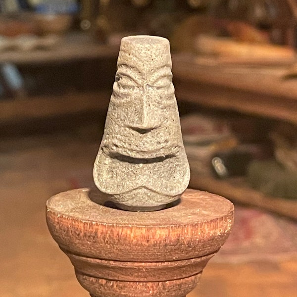 Lost Miniatures - Tiki stone statue - miniature - Luau - island god - 1/12 Scale