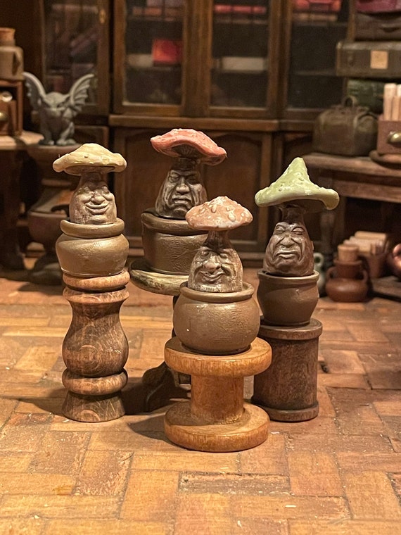 Lost Miniatures - 4 Sleepy Magical Mushrooms with unique expressions - 1/12 Scale - dollhouse, diorama - Limited Edition!