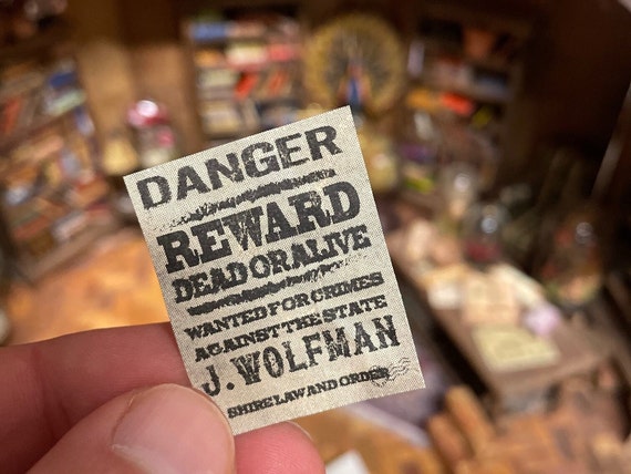 25 x Miniature Crime & Wanted Posters - DIY Print and Cut - 1/12 Scale