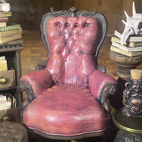 Lost Miniatures - Darwin Arm Chair - 1/12 Scale - Diorama, Dollhouse, Mini Set!