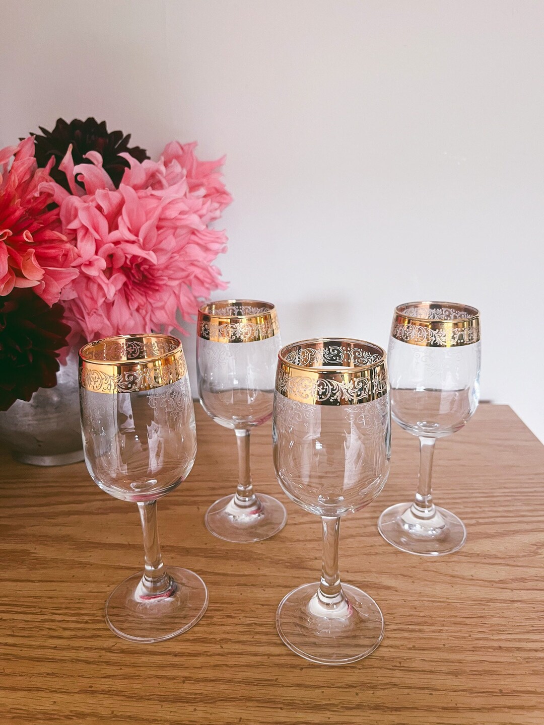 4 Celini Italian Wine Glasses Decorated With 24k Gold / Art Deco Wine