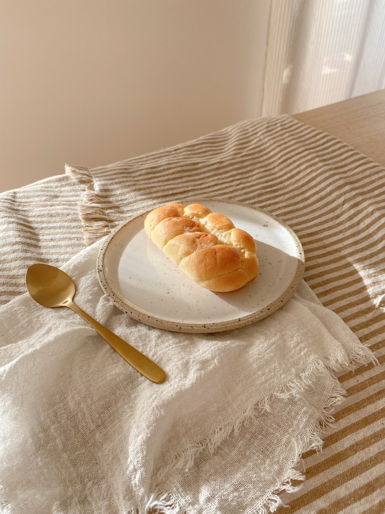Mini assiette à desserts blanc moucheté en céramique image 4