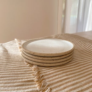 Mini piatto da dessert in ceramica bianca maculata immagine 6