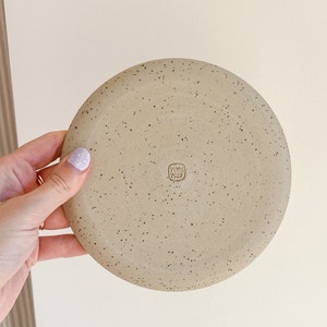 Mini speckled white ceramic dessert plate image 3