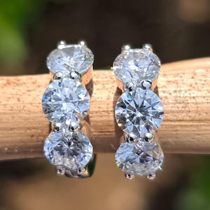 Huggie Diamond Earring, Lab Grown Diamond Huggie Earring, 14K White Gold Earring, Diamond Hoop Earring, Lab Grown Diamond Hoop Earrings