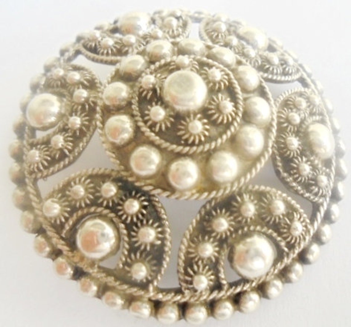 Victorian style BROOCH in SILVER 800 round shape Original from Etsy