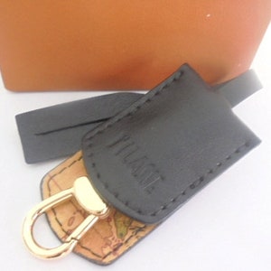 Alviero Martini Prima Classe Beige Leather Keychain