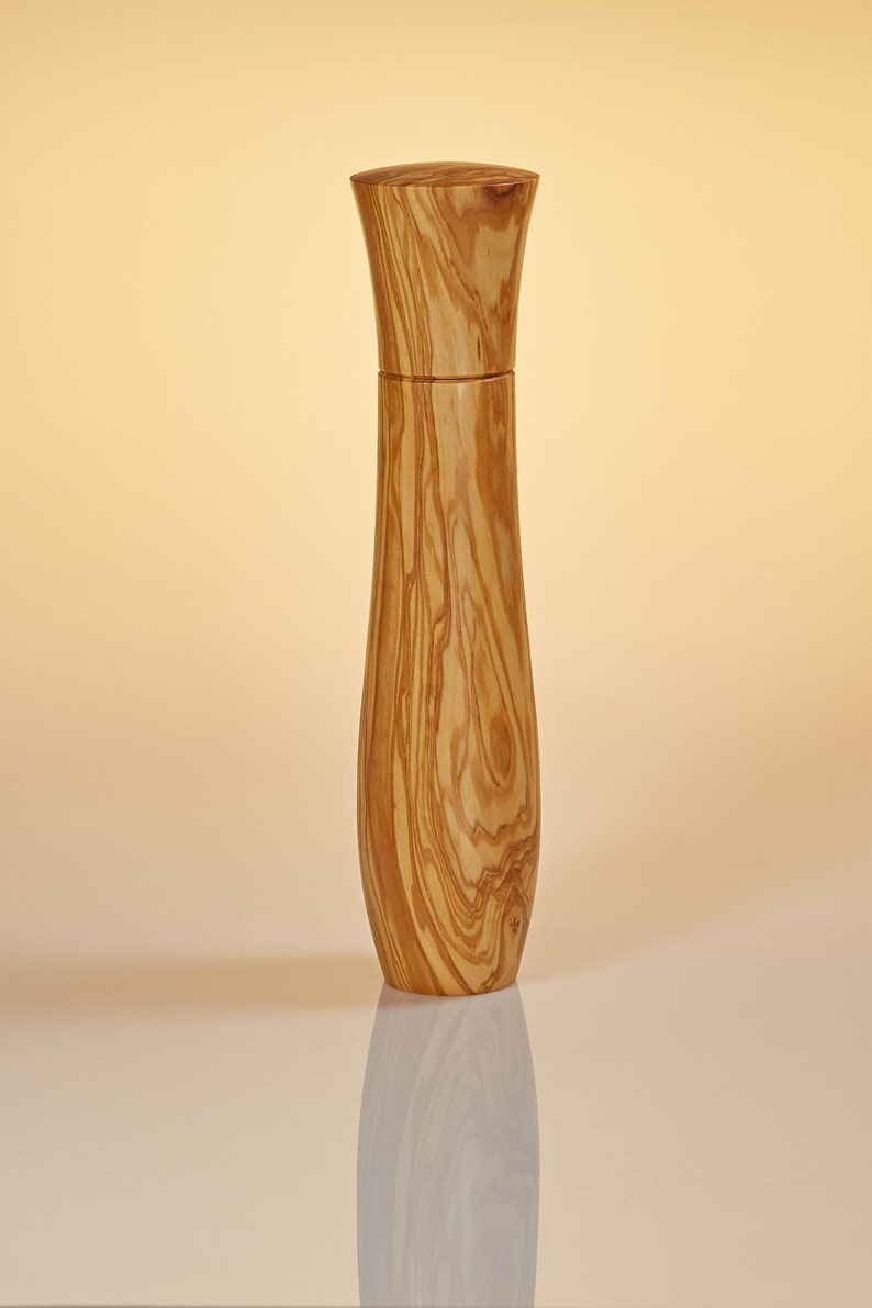 Pepper mill made of olive wood image 1