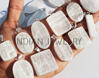 Ciondolo in Selenite - Shanti Cristalli Ciondolo in Selenite - Shanti Cristalli