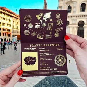 Carte-cadeau surprise de billet de voyage à gratter et à révéler en feuille d'or. Faire-part de vacances pour la Saint-Valentin, anniversaire, voyage d'anniversaire