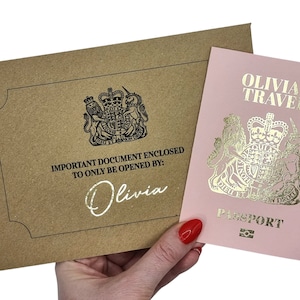 Goldfolie Passport Scratch & Reveal Travel Ticket Surprise Geschenkkarte. Perfekt für Valentinstag, Urlaub, Jubiläum, Geburtstag, Reisen weg