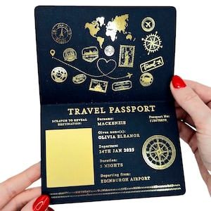 Cartão-presente surpresa para passaporte com raspadinha e revelação de bilhete de viagem em folha de ouro. Anúncio de feriado para namorados, aniversário, viagem de aniversário imagem 3