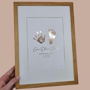 Personalisierter Baby Hand- und Fußabdruck - Folien-Erinnerungs-Andenken, Inkless Kit enthalten