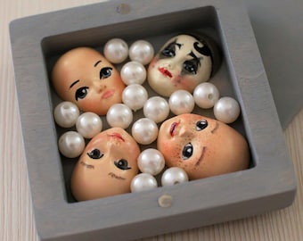 4 Doll faces for making dolls, brooches or pendant, Clay Doll faces 4cm*2.5cm for your Creation