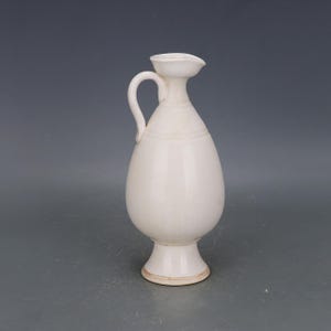 Vintage Xing Ware Porcelain Wine Pot: Handmade Ceramic Kettle