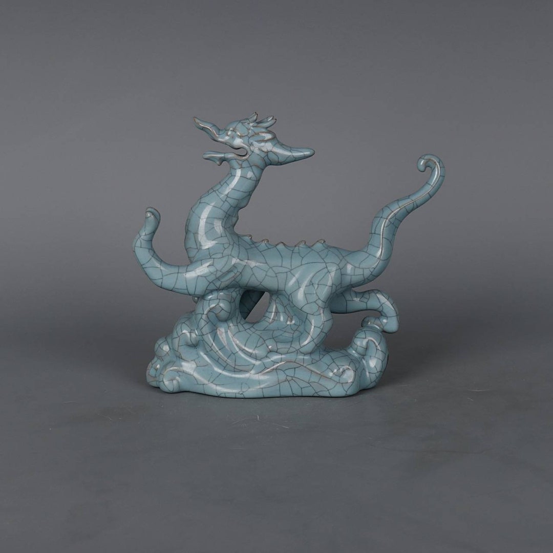 Chinese Antiques Porcelain Dragon Statue Song Dynasty Ge Ware Celedon