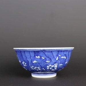 Chinese antiques porcelain bowl Qing dynasty Kangxi marked blue and white porcelain bowl,hand painting flower pattern ceramic bowl vintage