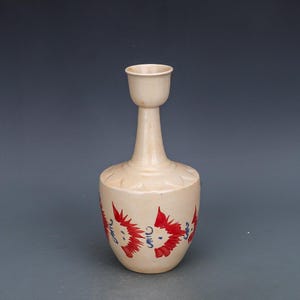 Vintage Xing Ware Porcelain Vase: Hand-Painted Phoenix Design