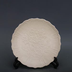 Chinese Porcelain plate,China Ding Ware white glaze porcelain petal plate,Hand carved fishes and algaes pattern Ding Kiln Ceramic dish