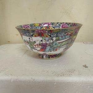 Chinese Porcelain Bowl,China Qing Dynasty Qianlong Marked Famille Rose Porcelain Bowl,Hand Paint figures Pattern Ceramic Bowl