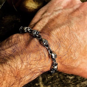 Bracelet with skulls