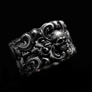 Baroque Skull Band