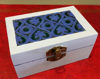 Jewellery box