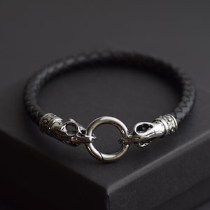 Gothic Skull Mens Bracelet,Leather Bracelet,Man Stainless Bracelet,Biker Jewelry,Gift for Boyfriend,Birthday Gift,Anniversary Gift for him