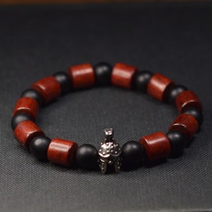 Men's Beaded Bracelet: Sandalwood, Onyx, Stainless Steel Samurai Helmet
