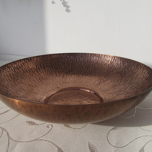 Vintage Metal Copper Bowl,Dish,Fruit Bowl,Handmade Copper Fruit Bowl,By Wall - Made in Germany