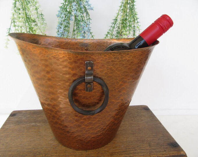 Large Hammered Copper Ice Bucket Champagne, Wine, Pot Planter Vintage Copper Ice Bucket,by Wall