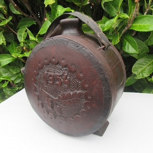 Vintage Wagon Flask Hand Carved Wooden / Metal Banded Footed Canteen/Keg, With Leather Strap.Rustic Farmhouse,Cabin Decoration 1950's