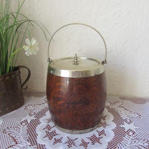 c1910 Antique English Silver Plate and Oak Biscuit Barrel With Lid / Liner