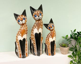 Wooden Cat Ornament Statue - Natural Wood Hand Carved and Painted Animal Figurine Decor Gift