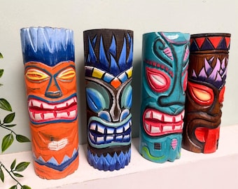 Hawaiian Tiki Man Logs Freestanding - Hand Carved Albesia Wood Decoration Tiki Bar Hut Man Cave Beach Bar Decor Wall Hanging Quirky Garden