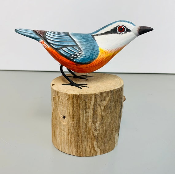 Robin Ornament Hand Carved Carving Figure Wooden Garden Bird Watcher Gift 