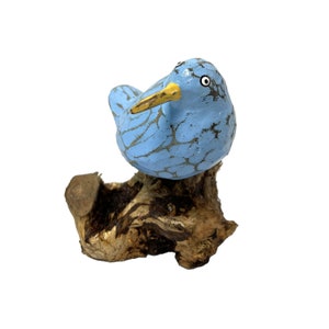 Bool Bird on Root Statue - Multicoloured Wood Decorative Seagull Statue Ornament Decor - 13 cm