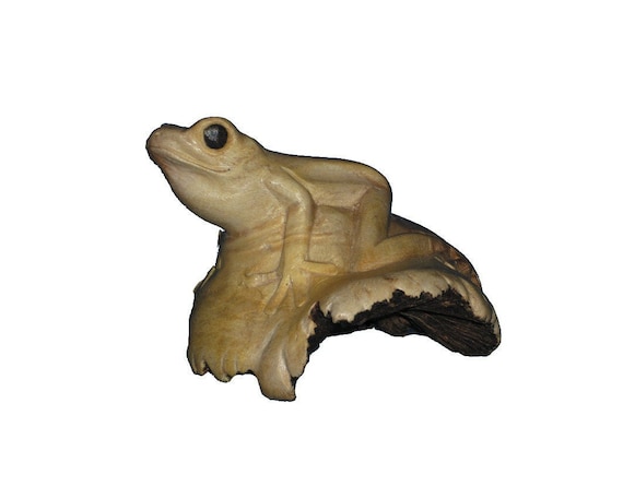 Wooden Frog 12cm Parasite Wood Hand Carved and Fair Trade Wooden Frog 12cm Parasite Wood Hand Carved and Fair Trade