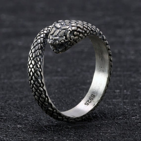 Black on sale mamba ring