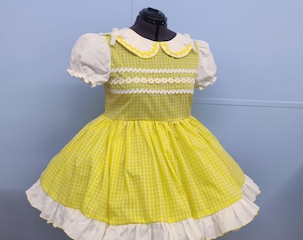 Made to order sunshine and daisies shorty dress