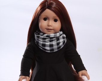 Zweiteiliges Outfit beinhaltet schwarzes Langarm Skater Kleid und Büffel karierte Infinity Schal Made to Fit American Girl Dolls
