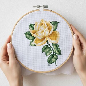 Rose - Cross Stitch – Floral Mini Embroidery, (PDF Pattern).