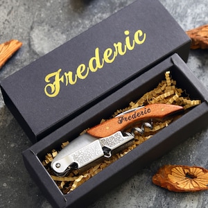 Custom Wine Opener, Personalized Wooden Handle Corkscrew, Groomsmen Gifts, Best man Wedding Gift, Men&#39;s Gift, Gift for Boss