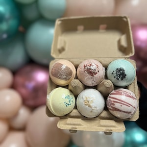 Natural bath bomb set mini bath bomb gift 6 pack pretty bath bomb home spa gift for teacher perfect spa gift 3 oz bath bombs fall bath bomb