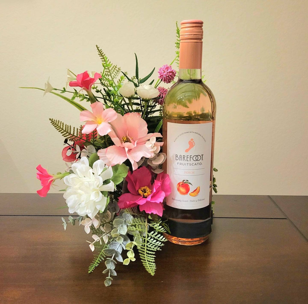 Wine Bottle Bouquet, Mother's Day Gift, Wedding Gift, Housewarming