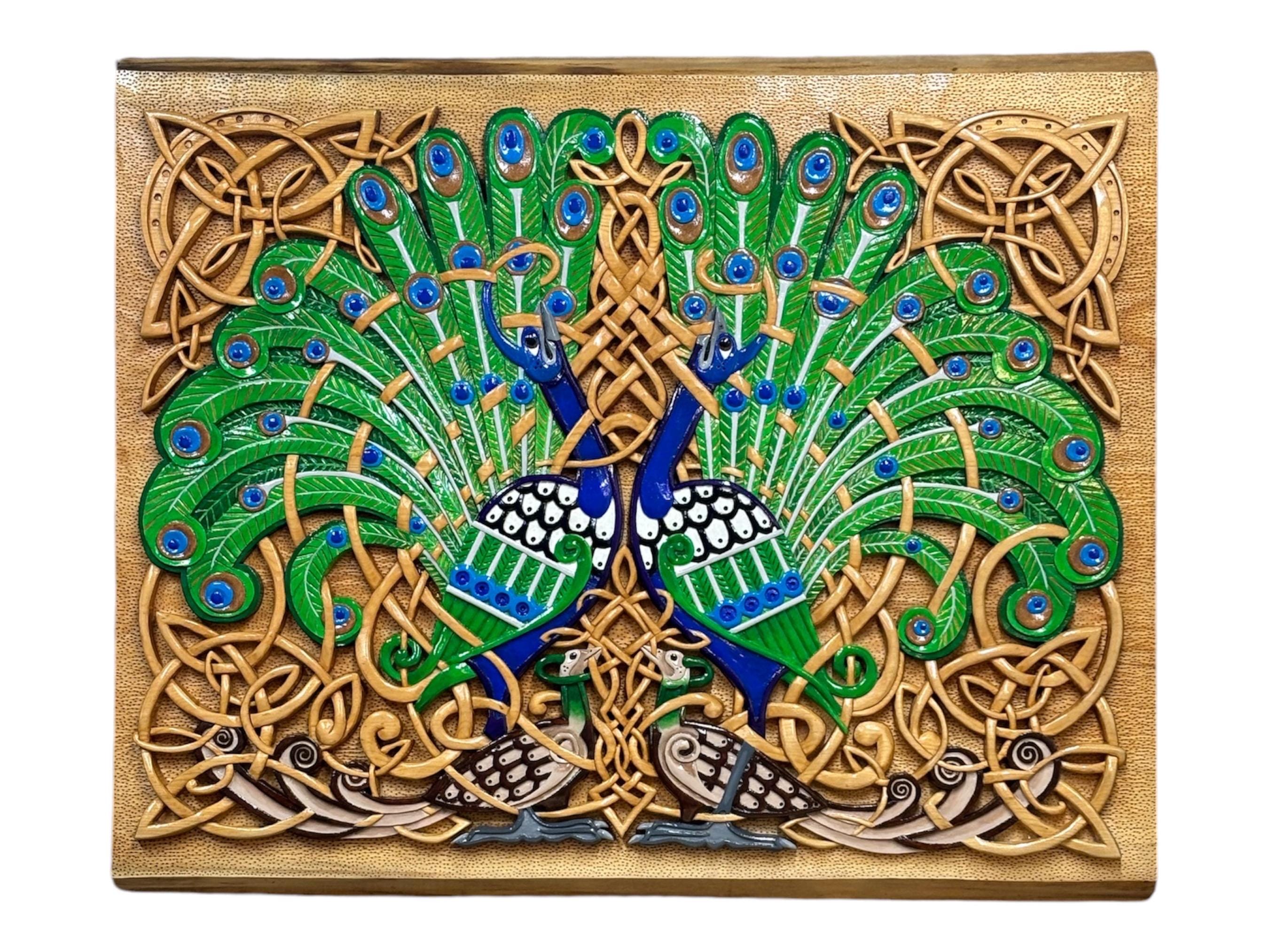 木彫り　花と孔雀　アプリコットプレート 木彫り 花と孔雀 アプリコットプレート 【公式通販】