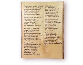 Personalisiertes Poesiebild: Holzgebranntes Poesie, gesprenkelte Holzarbeit.