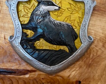 Hogwarts Crest Wood Carving HP Crest HP Collector Gryffindor 