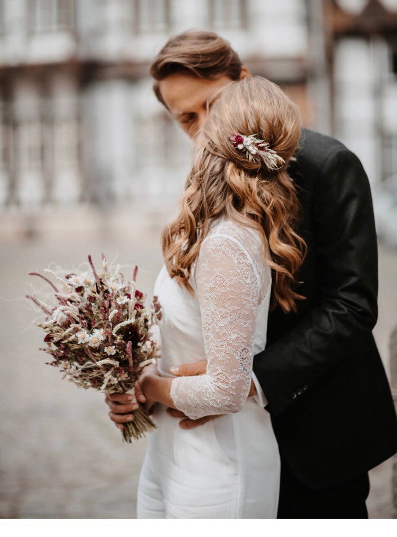 Hochzeitsdeko Trockenblumen - der Hochzeitstrend 2023 Trockenblumenstrauß Hochzeit