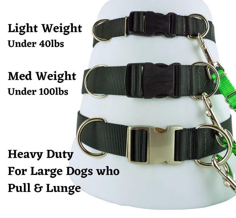 Three weights of leash belts are available in this shop. Light weight belts are appropriate for dogs under 40 pounds. Medium weight belts are good for dogs under 100 pounds, we recommend the heavy duty leash belt for large dogs who pull or lunge.
